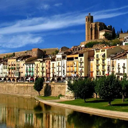 Cal Ribero Aparthotel Vilanova De La Sal